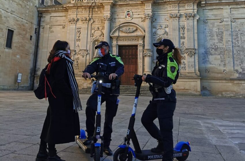  Da Venezia a Lecce la polizia locale utilizza il monopattino per il controllo delle zone a traffico limitato