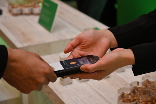  Adyen lancia il commercio unificato in Giappone