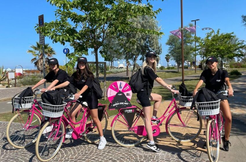 deBBY Summer Tour: bellezza e divertimento sbarcano a Rimini con ZooCom