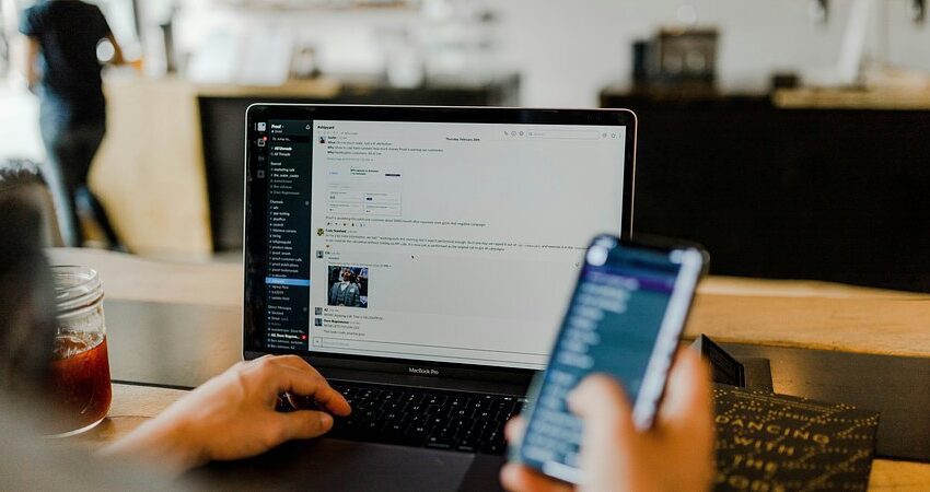 Dall’intelligenza artificiale al continuo focus sul benessere, ecco le 6 tendenze per la formazione aziendale nel 2025 secondo GoodHabitz
