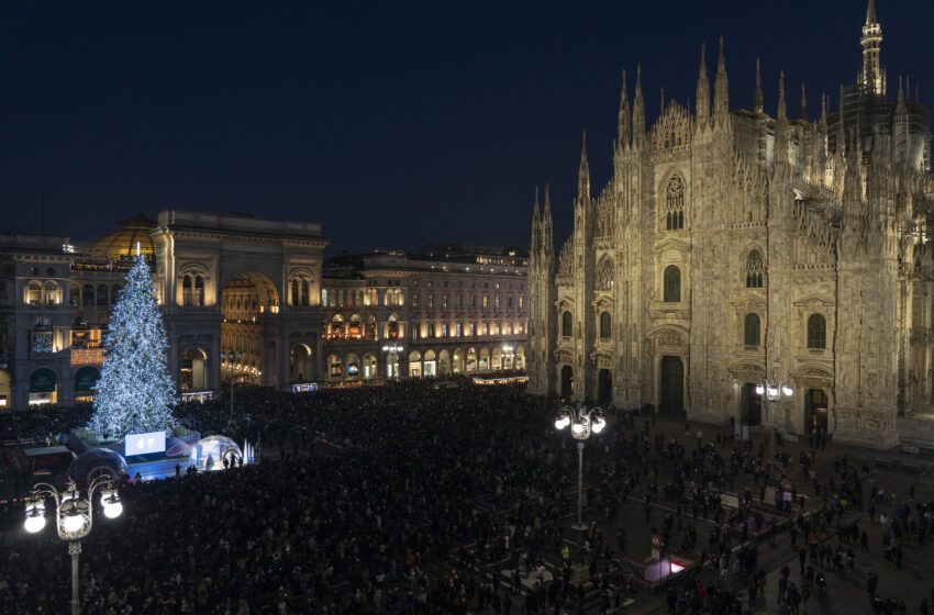  Samsung e Milano Cortina 2026 accendono la magia delle feste nel cuore di Milano