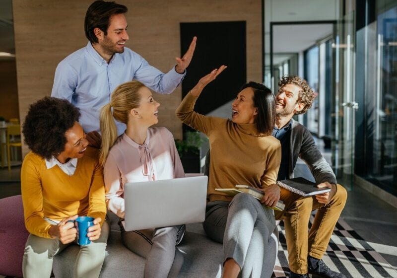 Lavoro e benessere: come creare un ambiente professionale sano e produttivo