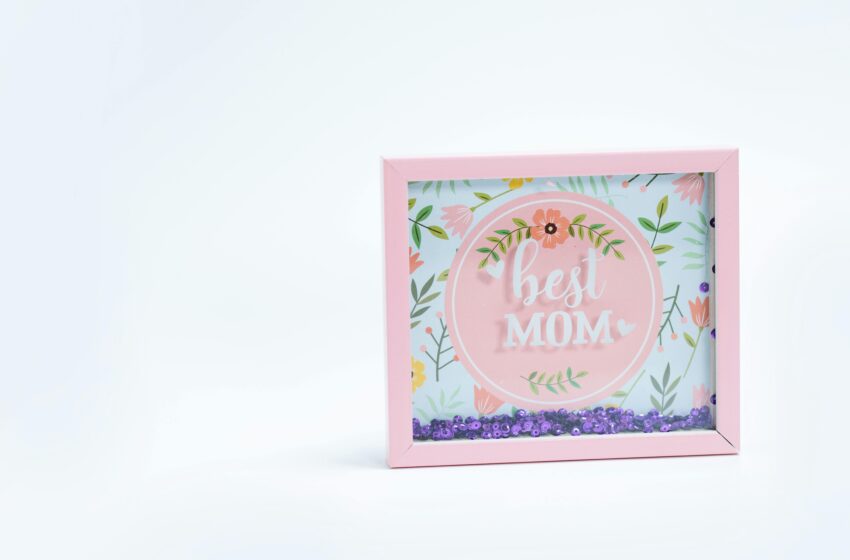 Dalla mamma perfetta alla mamma reale: come è cambiata la narrazione (e il marketing) della festa della mamma