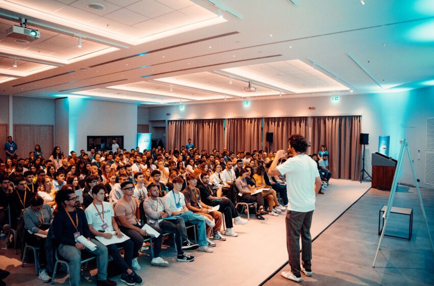  Quando scuola e università non bastano, i giovani creano dal basso nuovi spazi di confronto