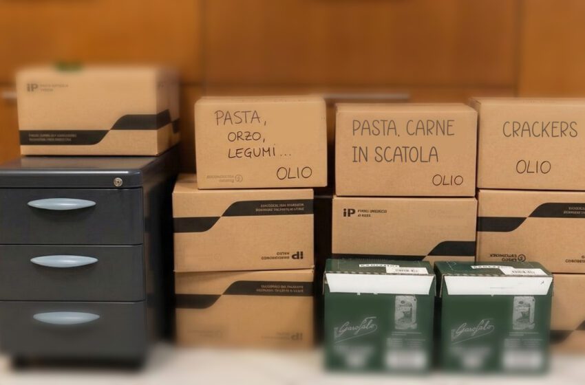  IUNGO unita per la raccolta alimentare benefica in collaborazione con Banco Alimentare Emilia Romagna