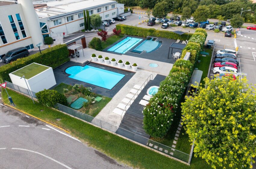 Non solo piscine da record.  Piscine Castiglione scommette sul futuro digitale insieme a IUNGO
